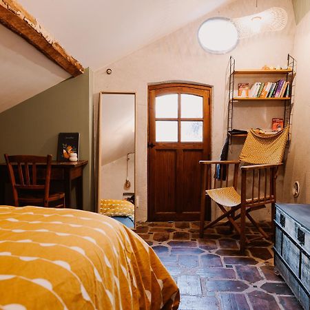 Chambre Ou Gite Dans Une Maison De Montagne - De Suzon A Zelie Entraigues  外观 照片