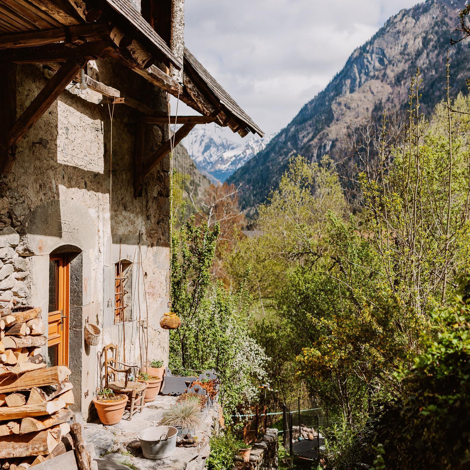 Chambre Ou Gite Dans Une Maison De Montagne - De Suzon A Zelie Entraigues  外观 照片