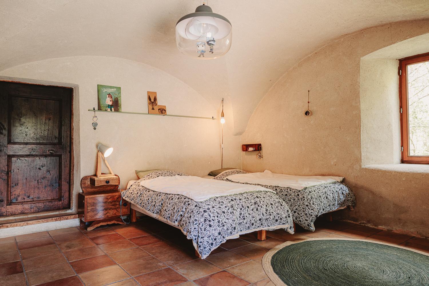 Chambre Ou Gite Dans Une Maison De Montagne - De Suzon A Zelie Entraigues  外观 照片